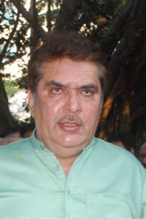 Raza Murad
