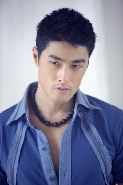 Johnny Tri Nguyen