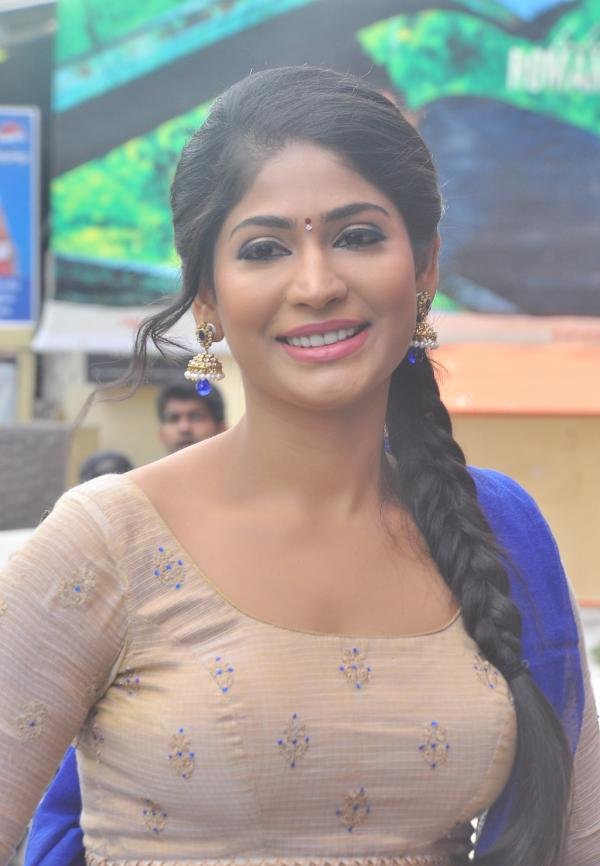 Vijayalakshmi Ahathian
