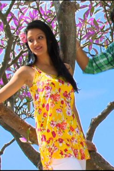Soodhu Vadhu