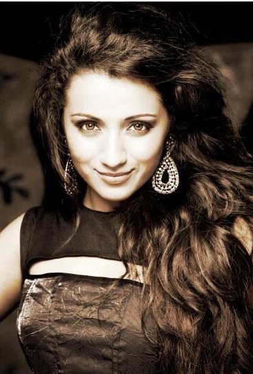 Trisha Krishnan movie reviews, photos, videos