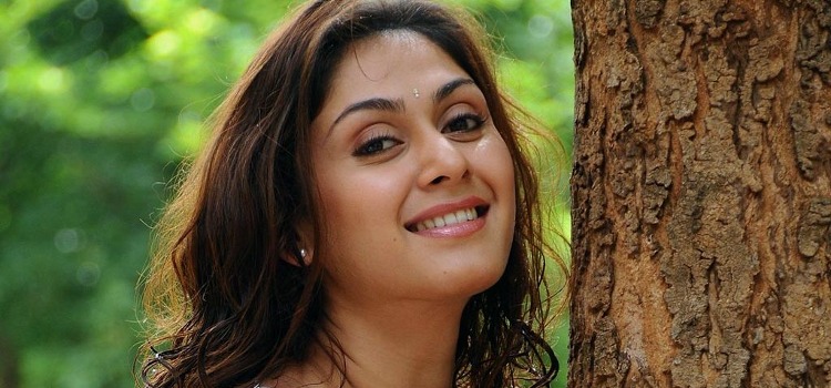 Manjari Phadnis
