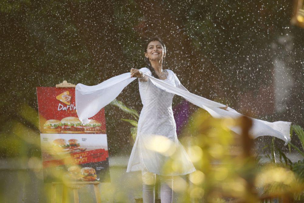 Anandhi | Enakku Innoru Per Irukku Movie Stills