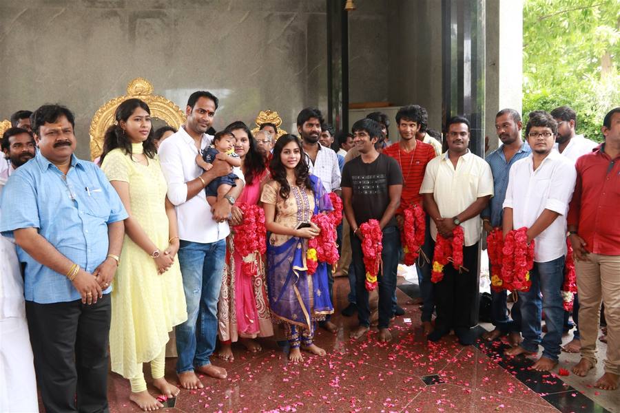 Maanik Movie launch Stills