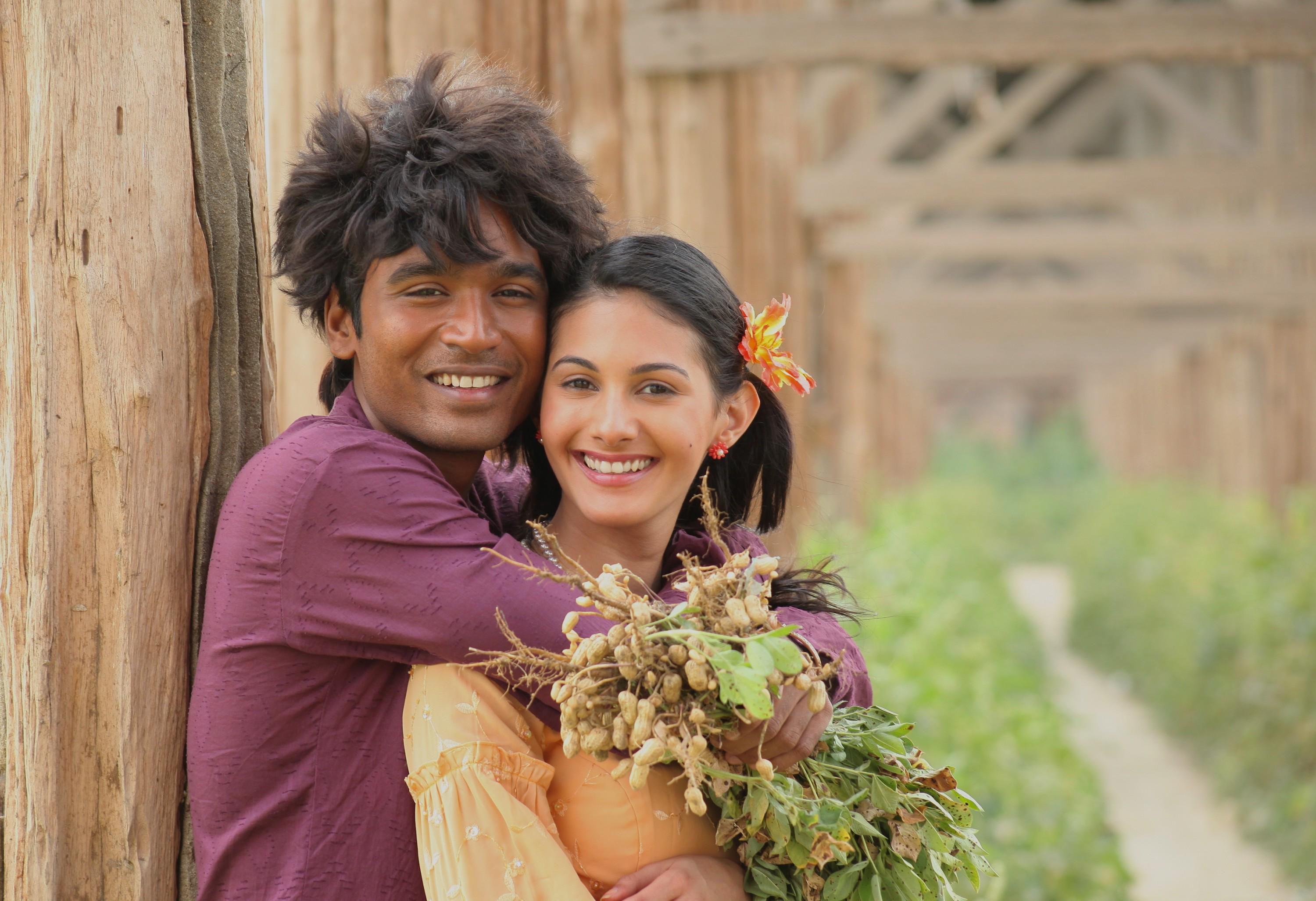 Anegan Tamil Movie Stills | Dhanush, Amyra Dastur