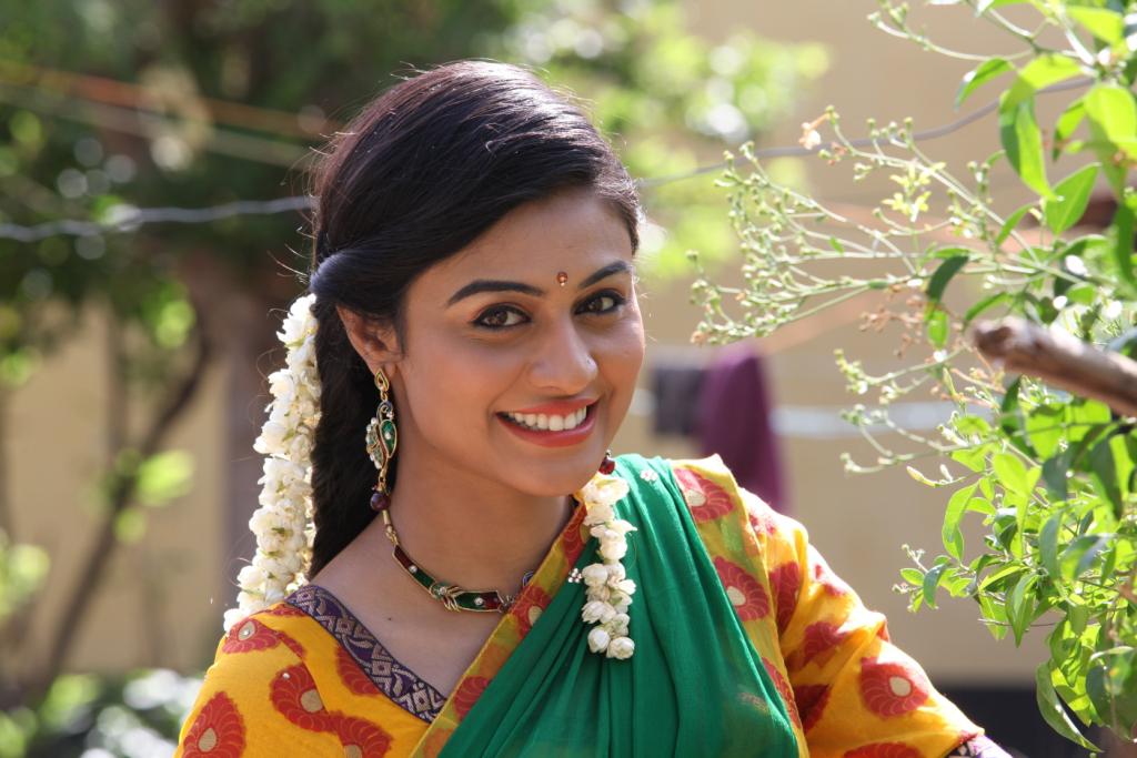 Sagaptham Tamil Movie Stills | Neha Hinge