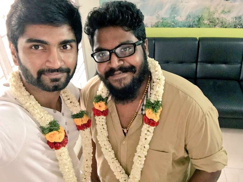 Demonte colony director ropes in Atharvaa for his second flick!!
