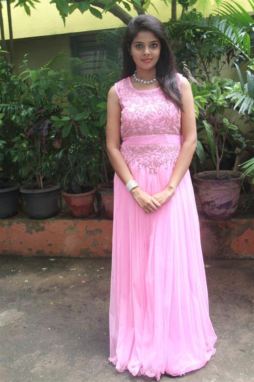Shravya at Pagiri audio launch