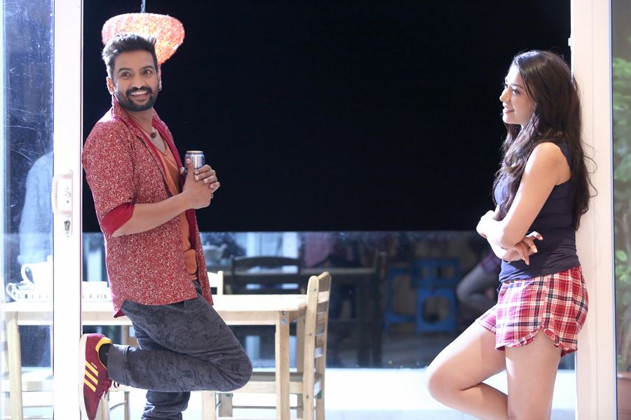 Dhilluku Dhuddu Tamil Movie Stills