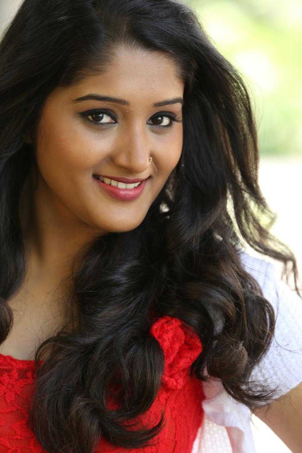 9 to 10 Onbathilirundhu Pathuvarai Tamil Movie Stills | Swapna Menon