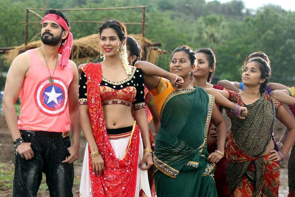 Sushanth & Sonam Bajwa Starrer Aatadukundam Raa Movie Stills