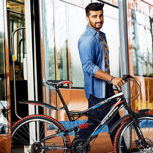 Arjun Kapoor to romance with the Sultan actress