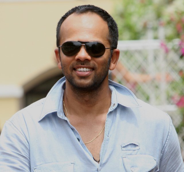 ‘Golmaal 4 is not a remake of Tamil film’, confirms Rohit Shetty