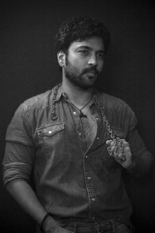 Actor Kayal Chandran Press Release Stills