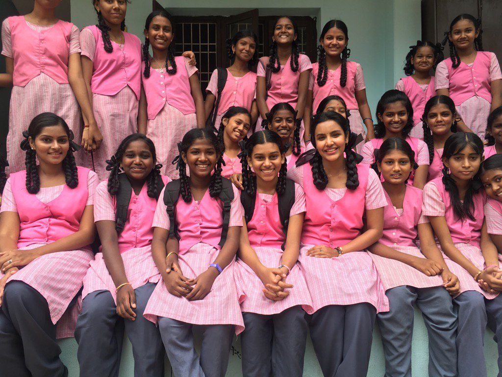 Muthuramalingam Movie Shooting Spot Stills | Priya Anand