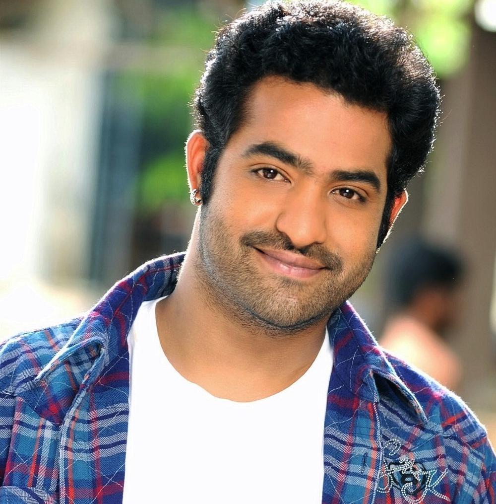 Temper actress for an item song with Jr.NTR