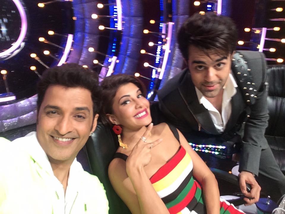 Jacqueline and Manish paul on the sets of halak Dikhhla Jaa 9