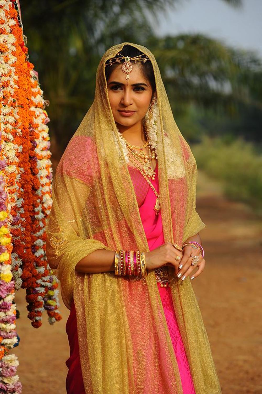 Marala Telupana Priya Telugu Movie Stills | Prince Cecil and Vyoma Nandi