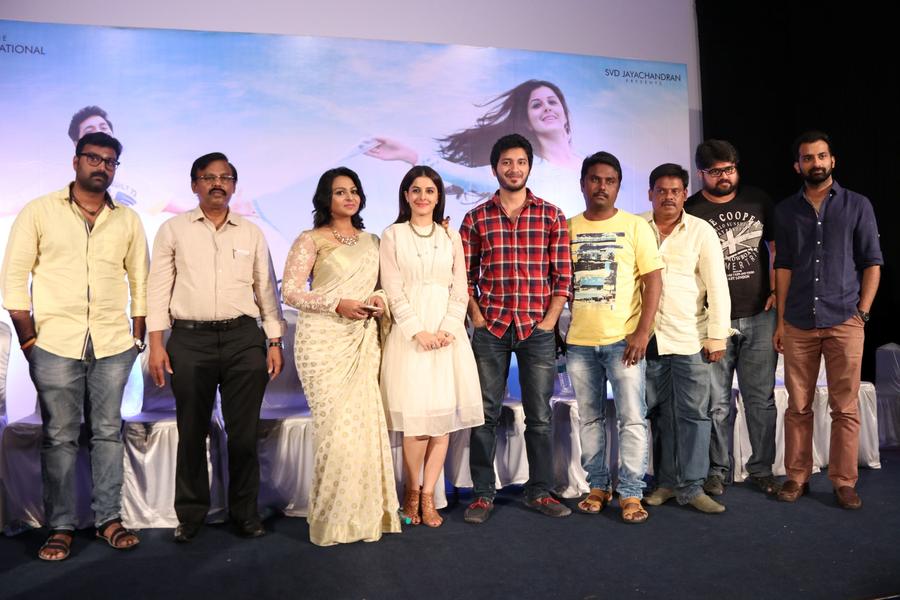 Meendum Oru Kadhal Kadhai Movie Press Meet Stills | Isha Talwar, Walter Phillips, dir Mithran Jawahar, Arjunan
