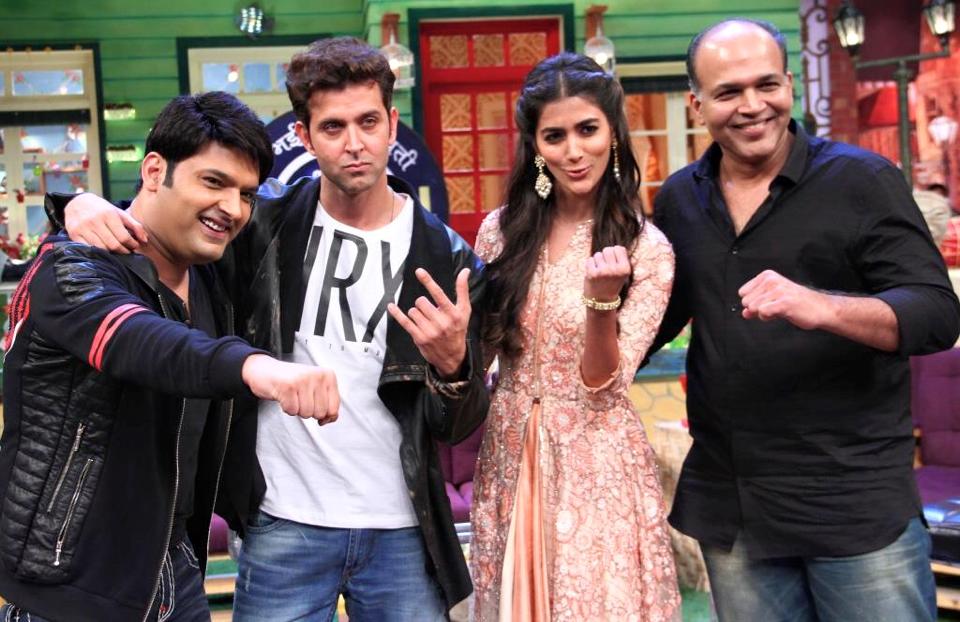 Hrithik Roshan, Pooja Hegde and director Ashutosh Gowariker Promote Mohenjo Daro in The Kapil Sharma Show