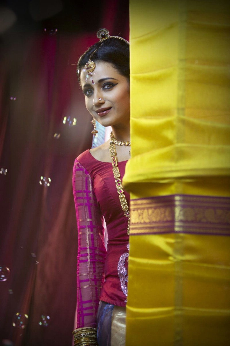 Yennai Arindhaal Tamil movie Stills | Trisha Krishnan