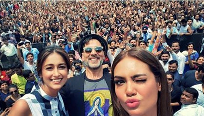 Akshay Kumar, Ileana D'Cruz and Esha Gupta stills at Amity University for the Rustom promotions