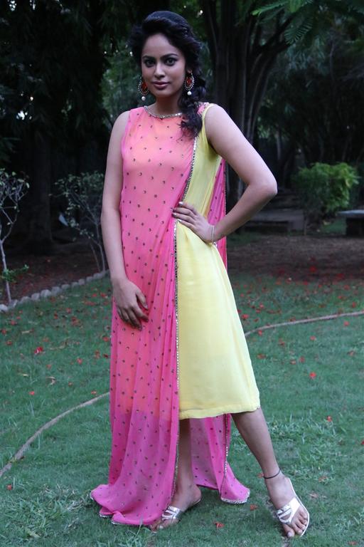 Music and Trailer launch stills | Nandita