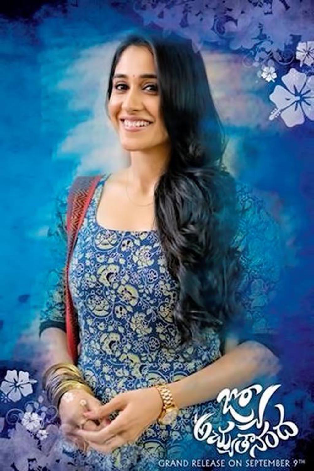Jo Achyutananda Movie Stills | Regina