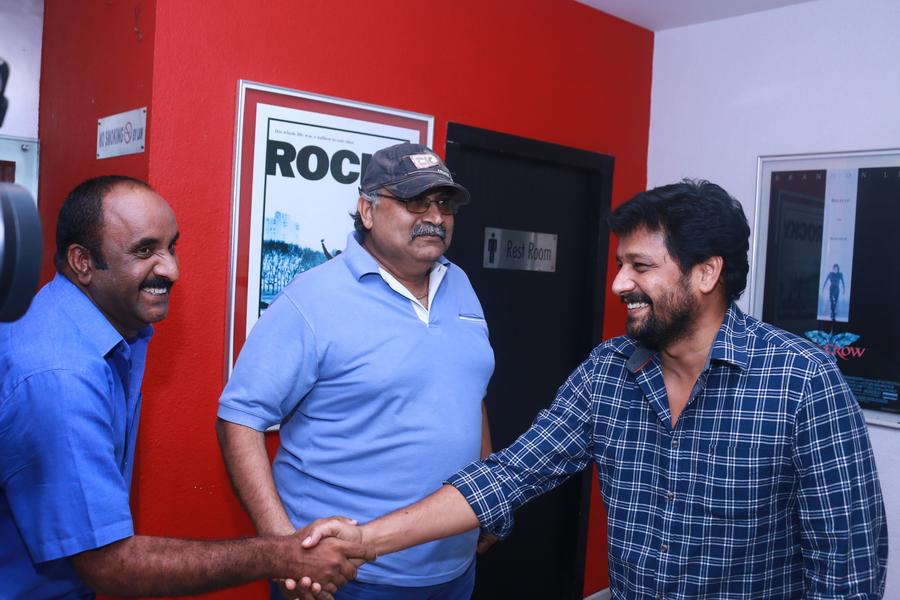 Kuttrame Thandanai Movie Celebrities Show Stills | Vidharth