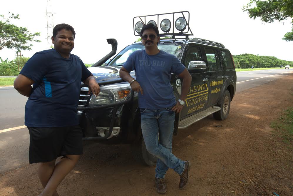 CHENNAI 2 SINGAPORE MOVIE SONGS LEAKED
