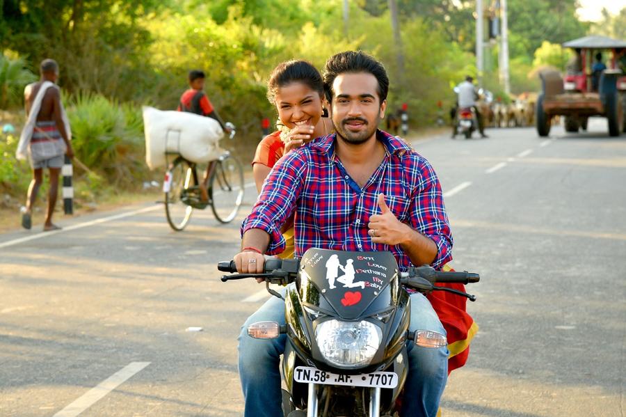 Puyala Kilambi Varom Movie Stills | Madhu Sri, Thaman Kumar
