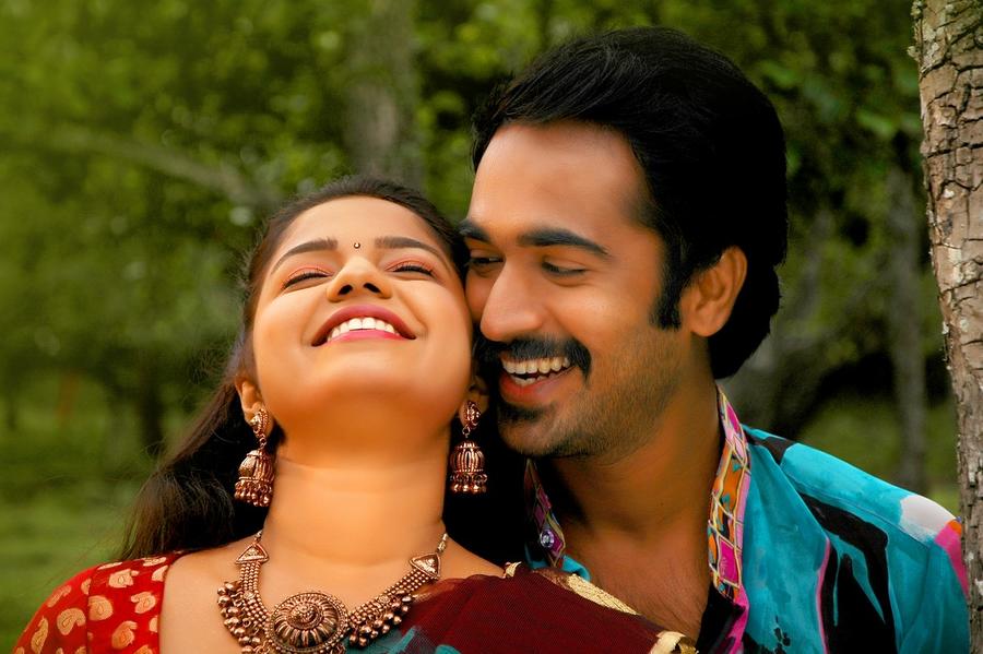 Puyala Kilambi Varom Movie Stills | Madhu Sri, Thaman Kumar