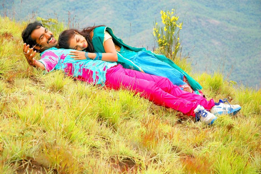 Puyala Kilambi Varom Movie Stills | Madhu Sri, Thaman Kumar