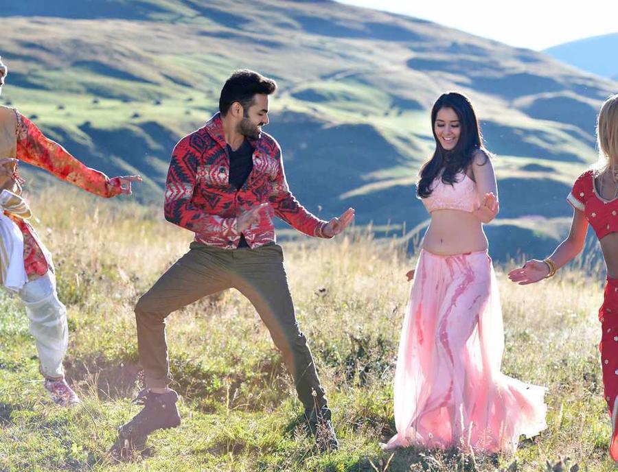 Ram Pothineni and Raashi Khanna starrer Hyper movie stills