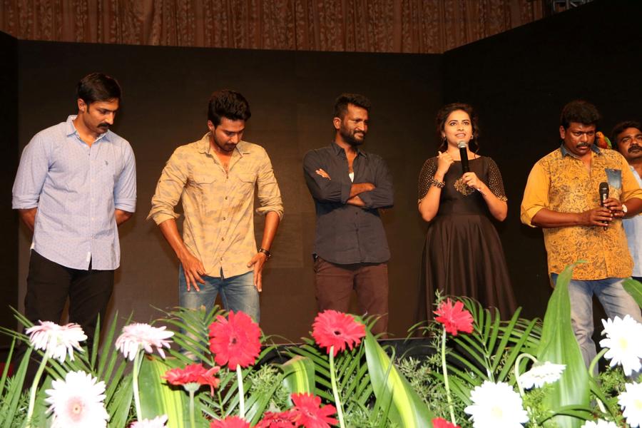 Maaveeran Kittu Teaser Launch Stills | Vishnu Vishal, Sri Divya, R. Parthipan, Harish Uthaman, Suseenthiran