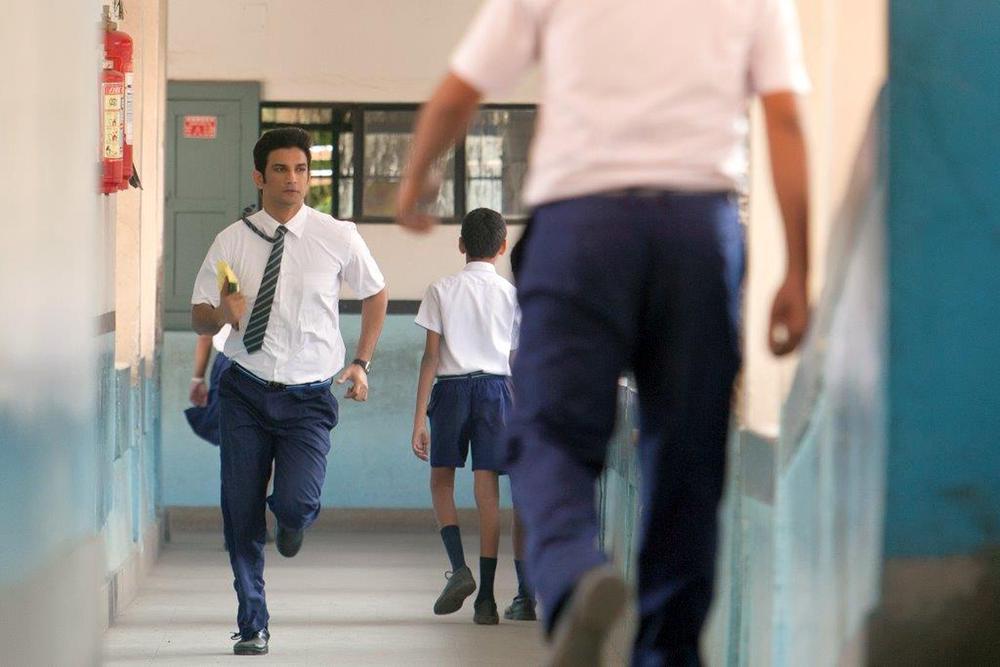 Sushant Singh Rajput stills from MS Dhoni: The Untold Story