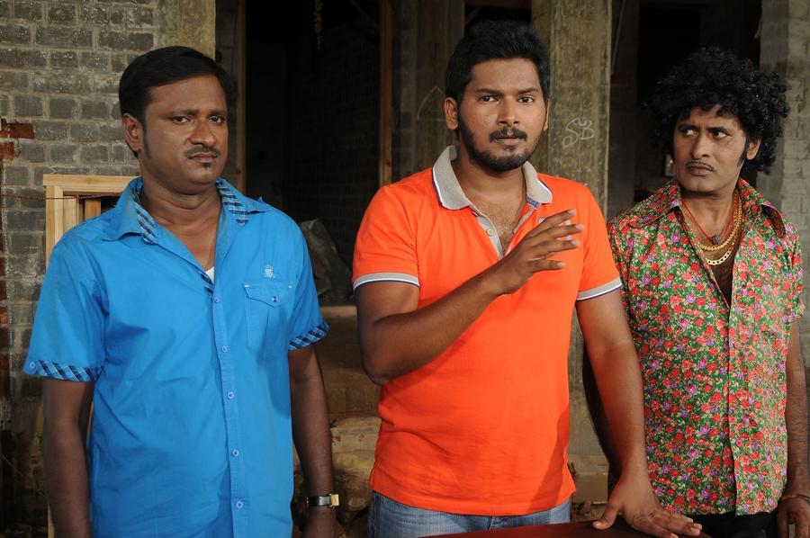 Panam Kaaikkum Maram Movie Stills