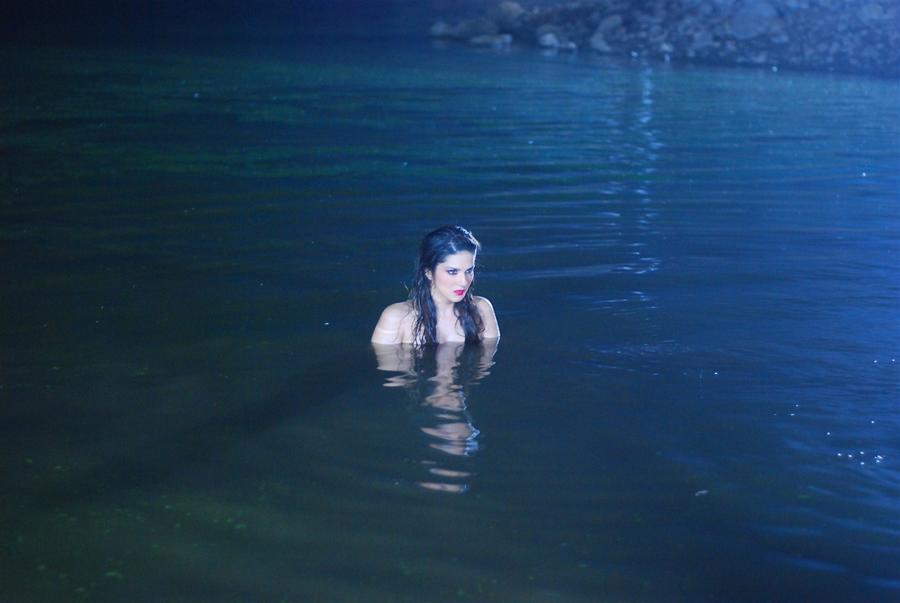 Sunny Leone Stills from Raathri Tamil Movie
