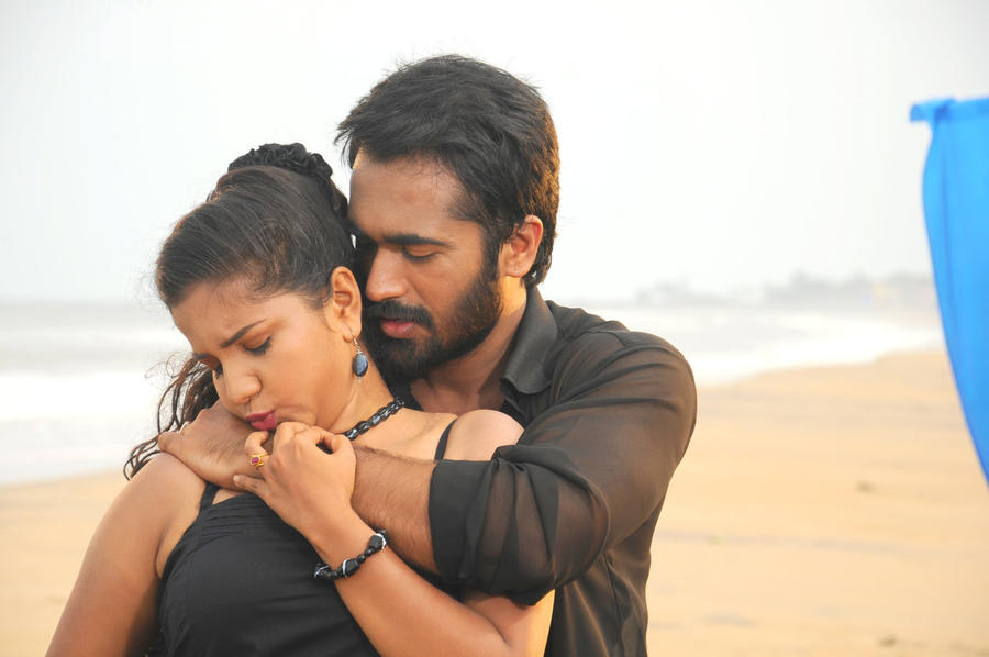 Puyala Kilambi Varom Movie Stills