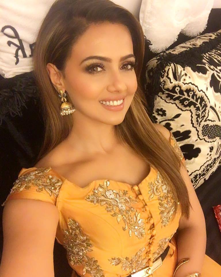 Actress Sana Khan Beautiful Stills