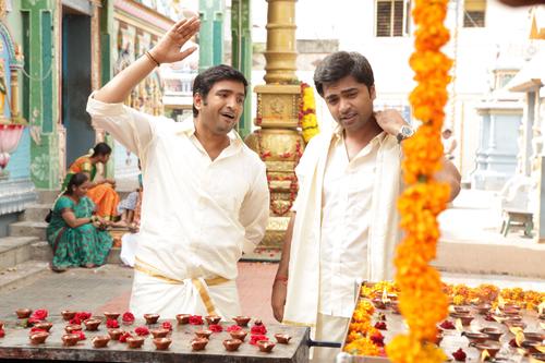 Vaalu Tamil Movie Stills | STR, Hansika Motwani, Santhanam