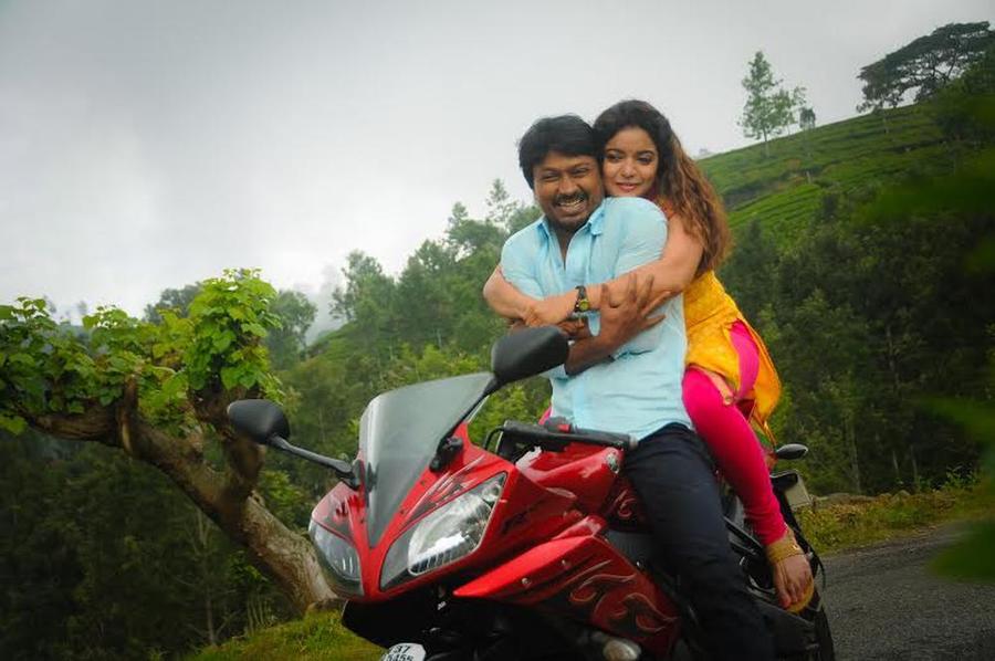 Kreshna and Swathi Reddy Stills From Yaakkai Tamil Movie 