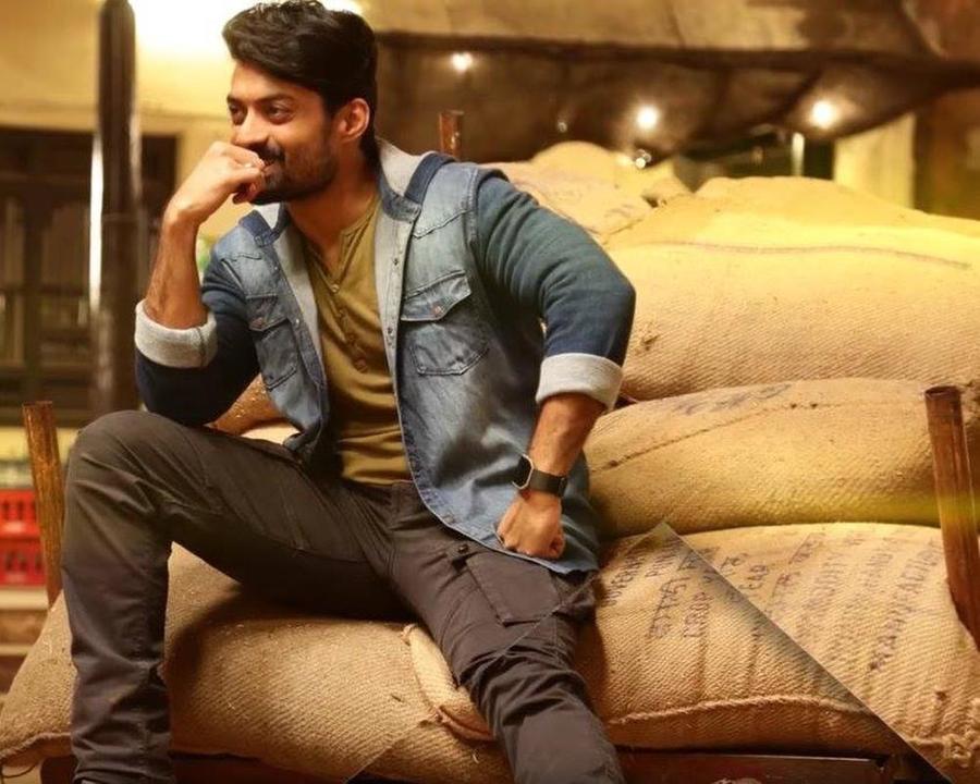 Kalyan Ram Starrer ISM Telugu Movie Stills