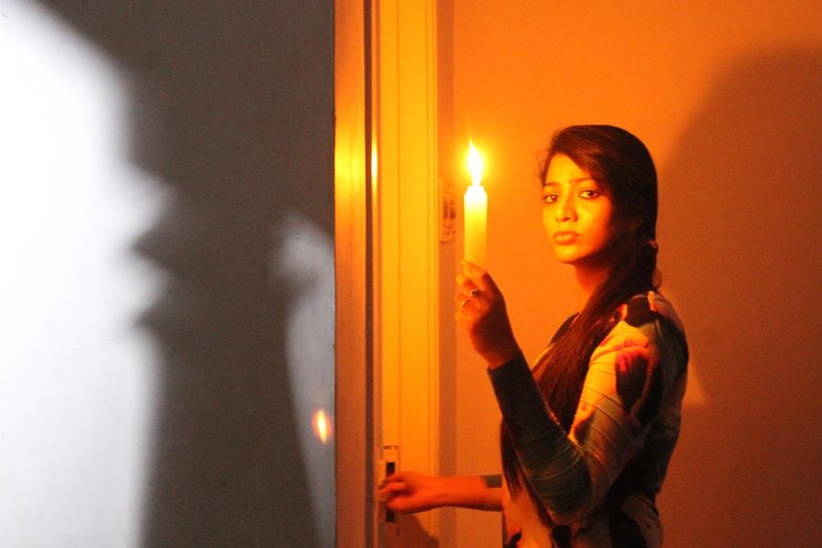 Meendum Vaa Arugil Vaa Tamil Movie Stills | Sara Deva