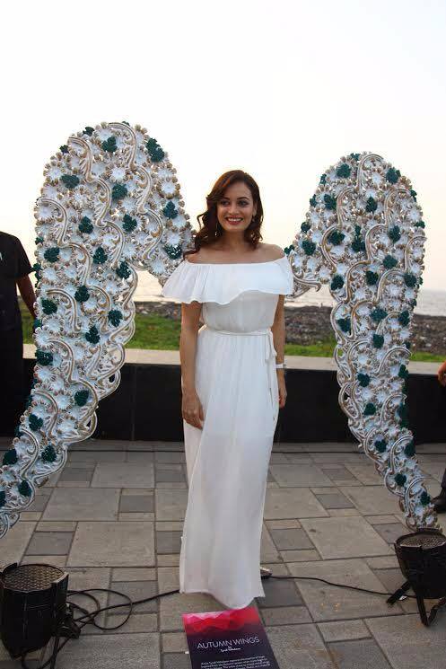 Stunning Dia Mirza at the GoodHomes For Art Festival in Mumbai