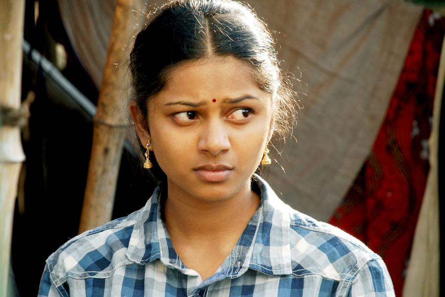 Aakkam Movie Stills | Vaidegi