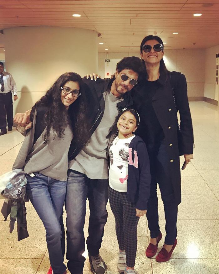 Shah Rukh Khan with Sushmita Sen and her daughters