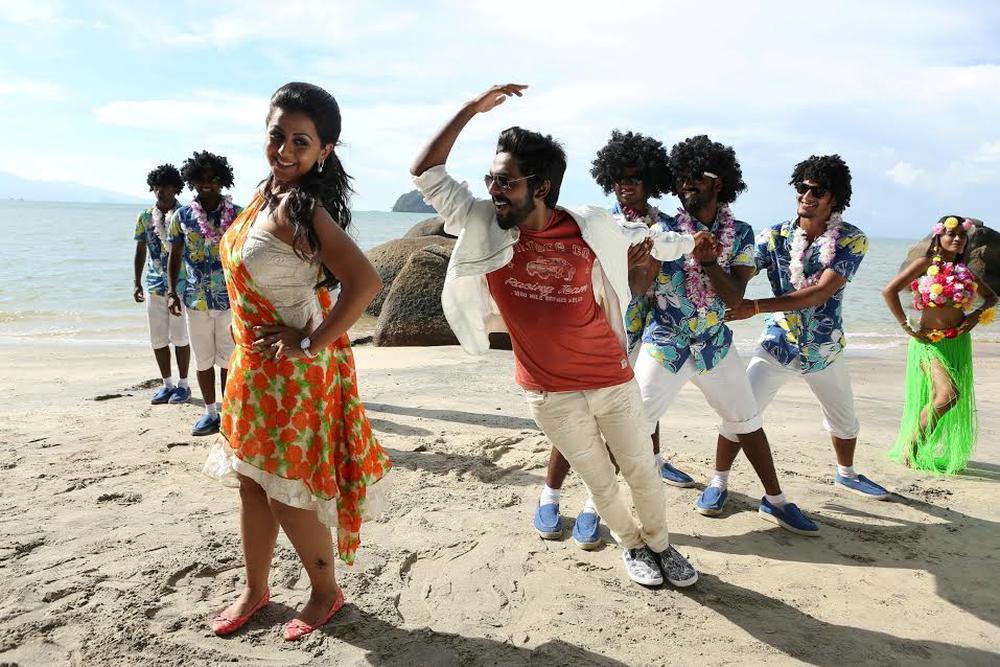 Kadavul Irukaan Kumaru Movie Stills | G. V. Prakash Kumar, Nikki Galrani