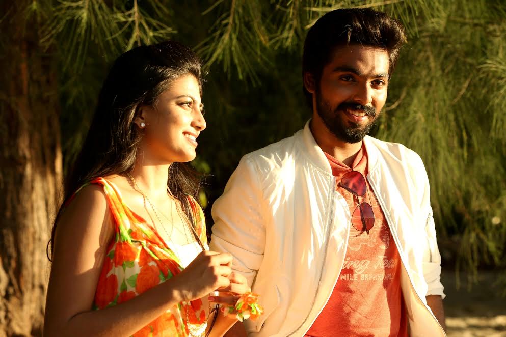 G. V. Prakash Kumar, Anandhi in Kadavul Irukaan Kumaru Movie Stills