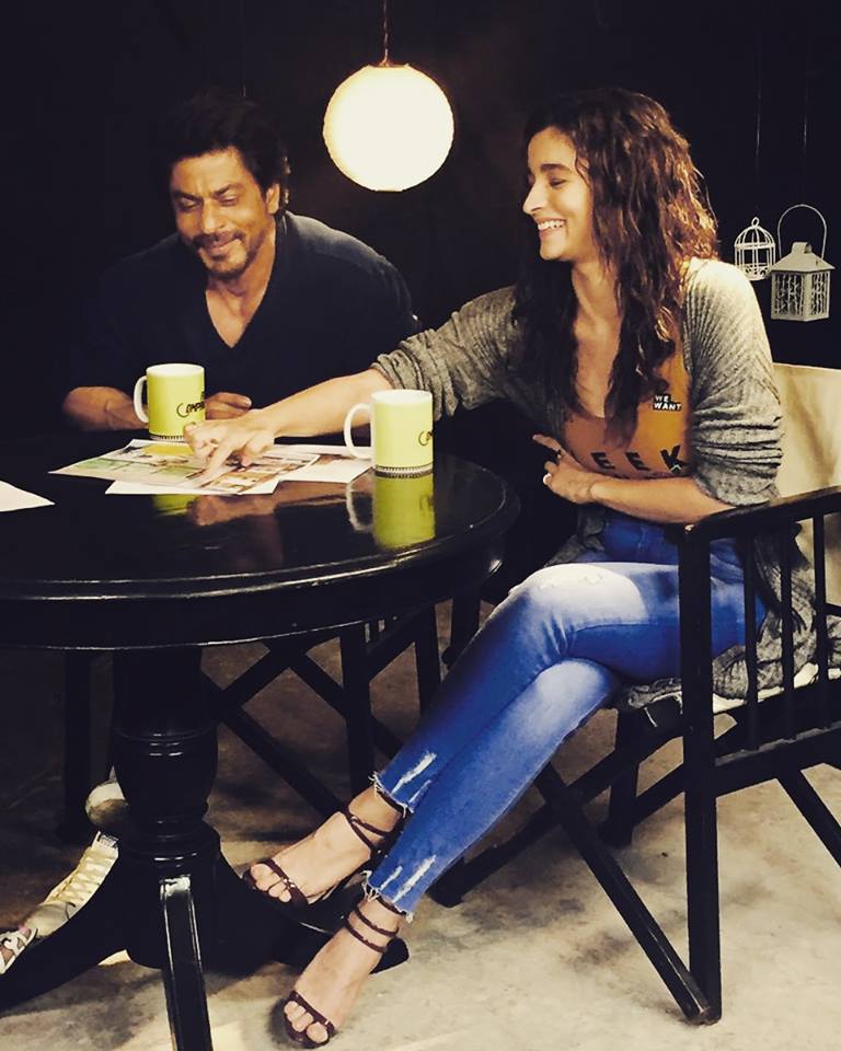Shah Rukh Khan and Alia Bhatt promote Dear Zindagi at Mehboob Studios